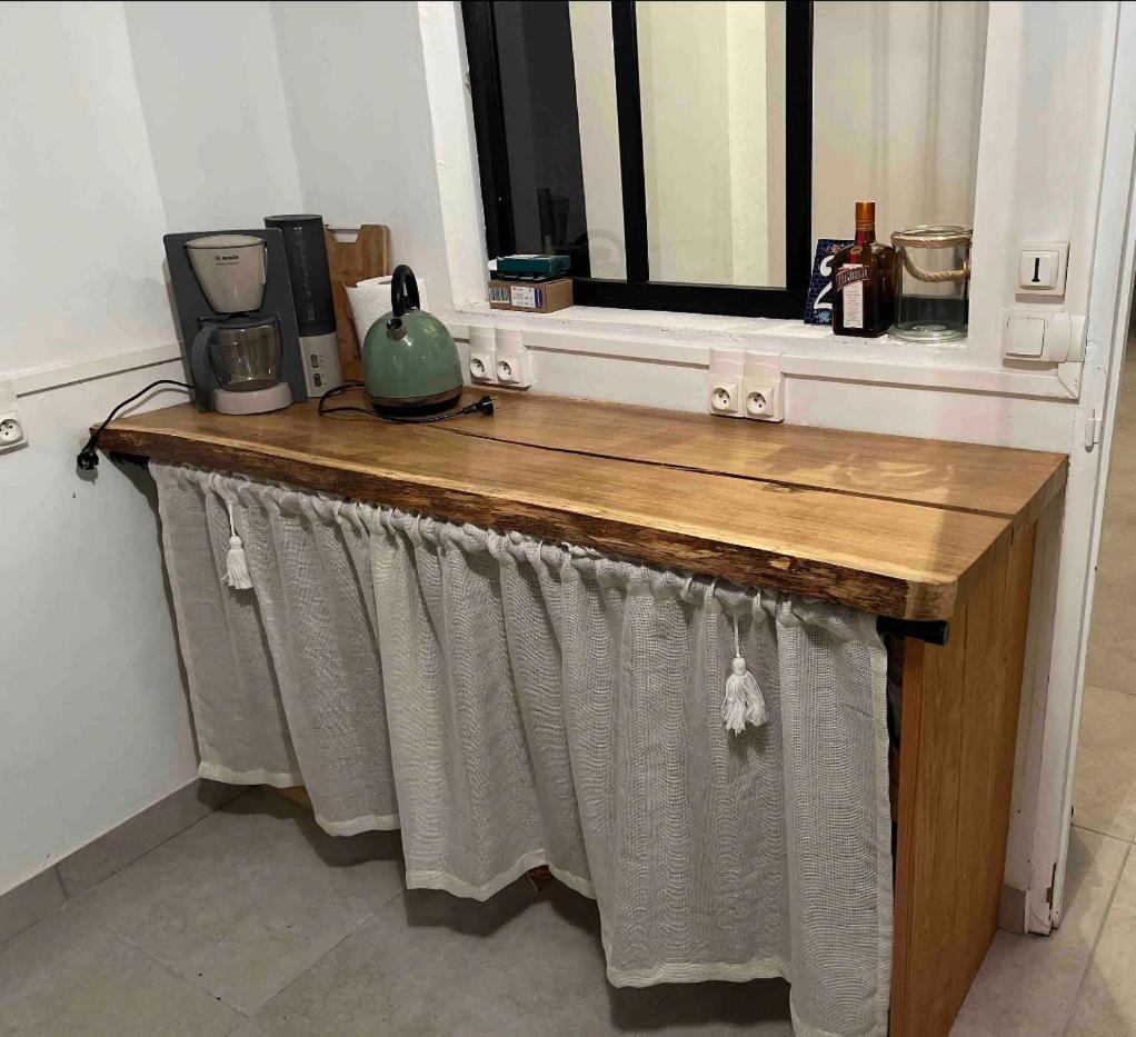 La Petite Maison Au Bord De L'Etang Chirac  Bagian luar foto
